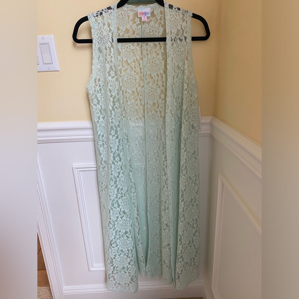 Lularoe ladies Joy Vest. Size Small